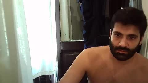 italianboybcn online show from September 19, 2025, 4:18 pm