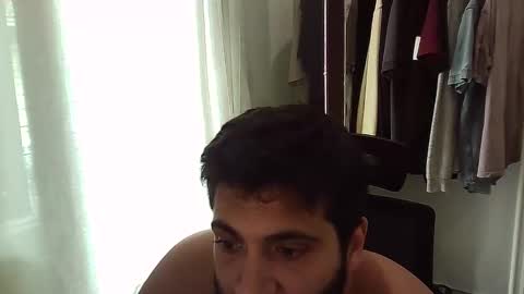 italianboybcn online show from September 21, 2025, 9:33 am