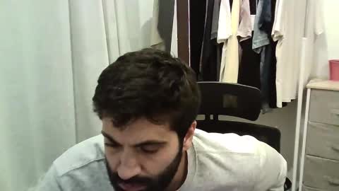 italianboybcn online show from October 5, 2025, 9:34 pm