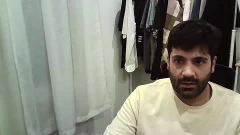 italianboybcn online show from December 2, 2025, 6:41 am