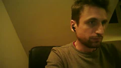 italiano116116 online show from December 1, 2024, 4:29 pm