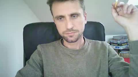 italiano116116 online show from February 26, 2025, 3:19 pm