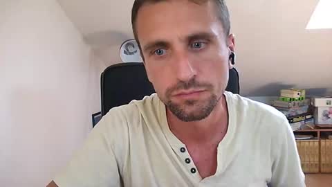 Snapshot of italiano116116 chatting on July 15, 2026, 1:38 pm italiano116116 online show from July 15, 2026, 1:38 pm