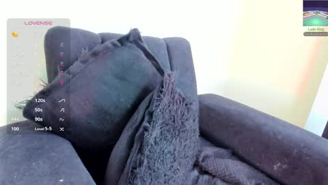 Angelica online show from January 17, 2026, 6:33 pm