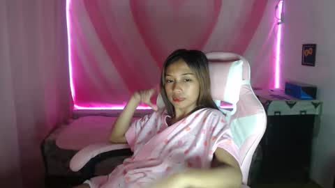 its andrea online show from November 27, 2025, 2:08 pm