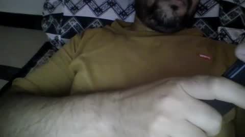 Snapshot of its_me_2323 chatting on June 9, 2026, 9:32 am its_me_2323 online show from June 9, 2026, 9:32 am