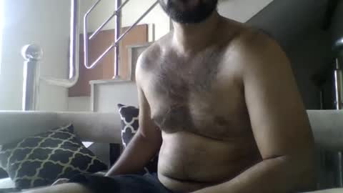 Snapshot of its_me_2323 chatting on July 8, 2026, 5:34 am its_me_2323 online show from July 8, 2026, 5:34 am