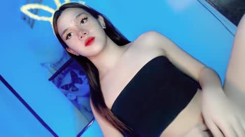 EZZIE online show from February 16, 2025, 7:49 pm