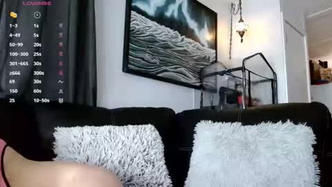 Pixie online show from April 16, 2026, 2:29 pm