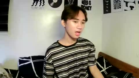 its_saya online show from April 29, 2026, 2:48 am