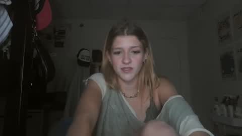 Snapshot of itsalexlove chatting on January 17, 2025, 3:12 am Alex Love online show from January 17, 2025, 3:12 am