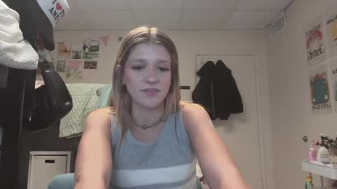 Snapshot of itsalexlove chatting on February 2, 2025, 4:26 am Alex Love online show from February 2, 2025, 4:26 am