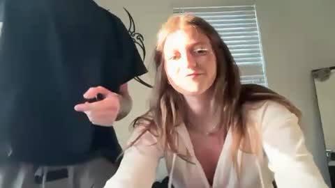 Snapshot of itsalexlove chatting on March 21, 2026, 12:04 am Alex Love online show from March 21, 2026, 12:04 am