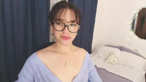 Snapshot of itsliaa chatting on June 5, 2026, 6:52 am LIA online show from June 5, 2026, 6:52 am