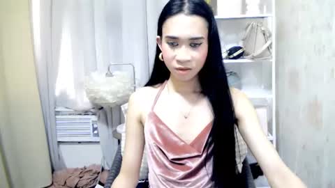 Snapshot of itsme_kat chatting on July 11, 2026, 2:36 am itsme_kat online show from July 11, 2026, 2:36 am