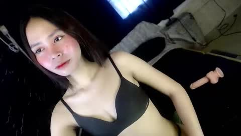 itsme_liza online show from December 19, 2025, 11:23 pm