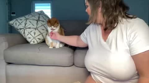 Jade online show from October 2, 2025, 4:36 pm