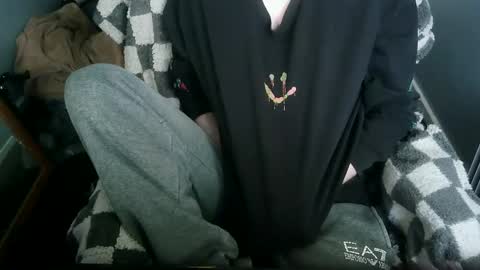 itsnotliam834 online show from October 24, 2025, 12:56 pm