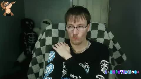    online show from October 25, 2025, 9:31 pm