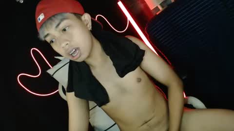 Snapshot of itsyourcummerboy_xx chatting on June 27, 2026, 2:16 am Kyle online show from June 27, 2026, 2:16 am