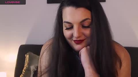 Melissa Khaan online show from February 1, 2025, 3:07 pm