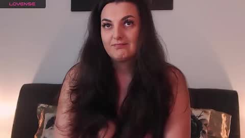 Melissa Khaan online show from February 12, 2025, 10:03 am