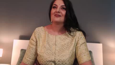 Snapshot of itsyourlady chatting on May 17, 2026, 9:17 am Melissa Khaan online show from May 17, 2026, 9:17 am