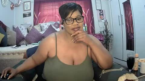 itumeleng74 online show from February 13, 2025, 2:09 pm