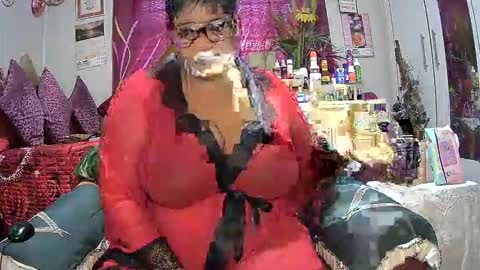 Snapshot of itumeleng74 chatting on December 17, 2025, 4:29 am itumeleng74 online show from December 17, 2025, 4:29 am