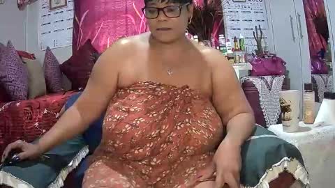 Snapshot of itumeleng74 chatting on February 17, 2026, 6:21 am itumeleng74 online show from February 17, 2026, 6:21 am