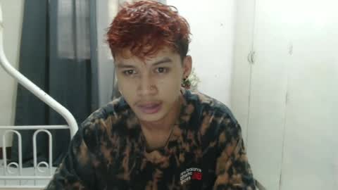 itzme_john online show from June 16, 2026, 3:42 am