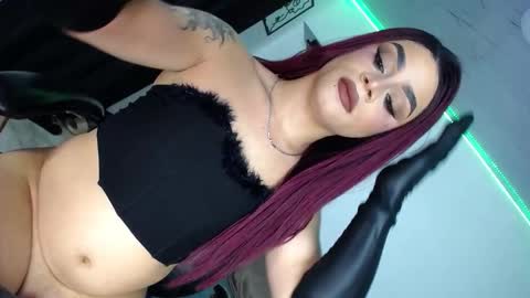 y  online show from January 10, 2026, 3:52 am