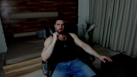 IvanHydee online show from April 21, 2026, 4:41 am