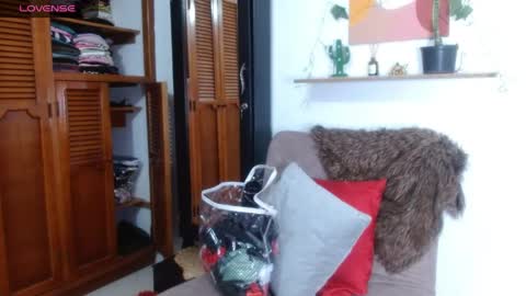 Snapshot of ivanna_dl chatting on May 11, 2026, 1:22 am Ivanna online show from May 11, 2026, 1:22 am