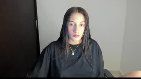 ivanna_essis online show from January 7, 2025, 5:12 am