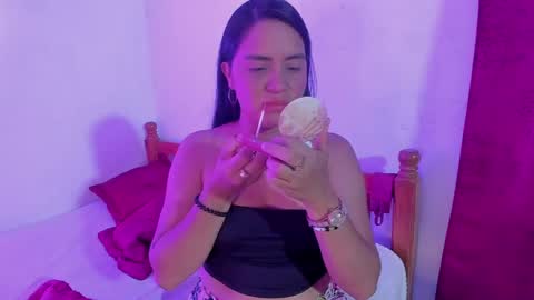 Snapshot of ivannaa18 chatting on May 25, 2026, 2:06 am ivannaa18 online show from May 25, 2026, 2:06 am