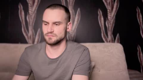 iveran online show from October 19, 2025, 7:58 pm