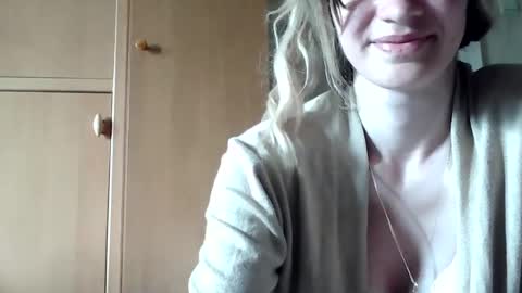 Snapshot of ivetta911 chatting on July 20, 2026, 12:51 pm ivetta911 online show from July 20, 2026, 12:51 pm
