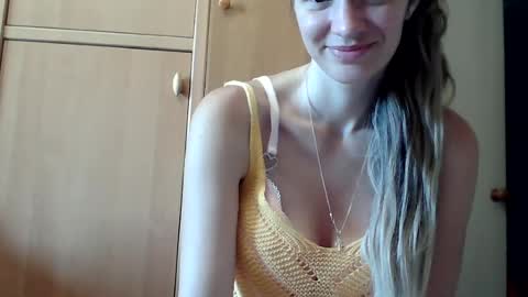Snapshot of ivetta911 chatting on August 9, 2026, 6:40 am ivetta911 online show from August 9, 2026, 6:40 am