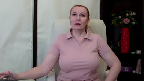 Snapshot of ivettasplash chatting on May 21, 2026, 2:40 am IrennaSplash online show from May 21, 2026, 2:40 am