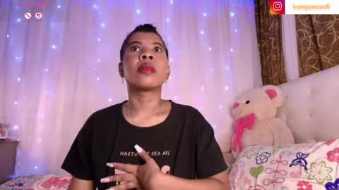 Snapshot of ivonjoness chatting on May 13, 2026, 3:04 am Ivon Miss Jones online show from May 13, 2026, 3:04 am