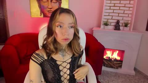 Ivonne  online show from September 15, 2025, 1:38 am