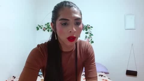 ivonne online show from February 16, 2026, 1:02 am