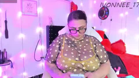 Ivonne online show from March 17, 2026, 2:38 am