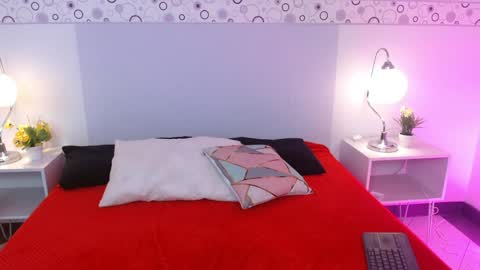 IvonnyBon online show from March 28, 2026, 3:39 am