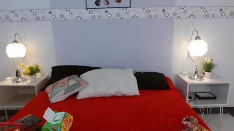 IvonnyBon online show from March 30, 2026, 3:18 am