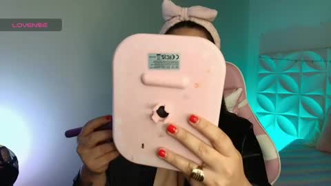 Snapshot of ivonnygoldie chatting on May 15, 2026, 1:45 am Ivonny online show from May 15, 2026, 1:45 am