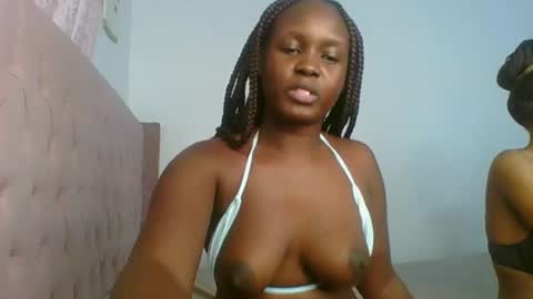 Snapshot of ivory_mae chatting on July 14, 2026, 9:31 pm ivory_mae online show from July 14, 2026, 9:31 pm