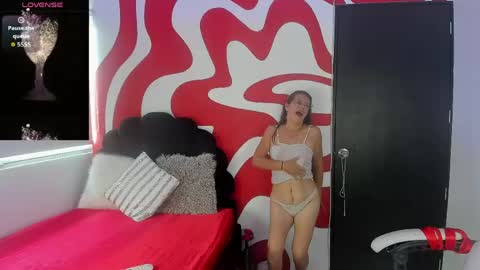 Snapshot of ivory_mistress chatting on June 6, 2026, 2:33 pm ivory_mistress online show from June 6, 2026, 2:33 pm