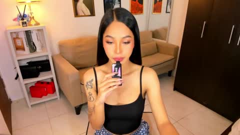 kirstenelsie online show from February 5, 2025, 1:26 am